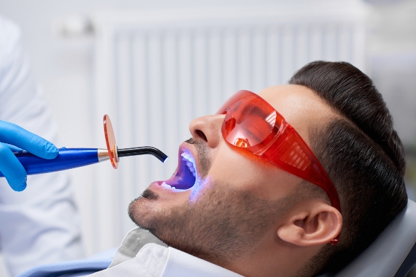 How A Dental Filling Can Save Your Tooth