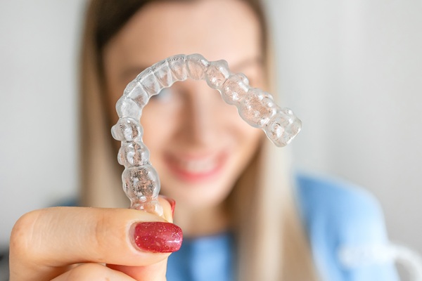 Tips For Brushing And Flossing During Invisalign Therapy